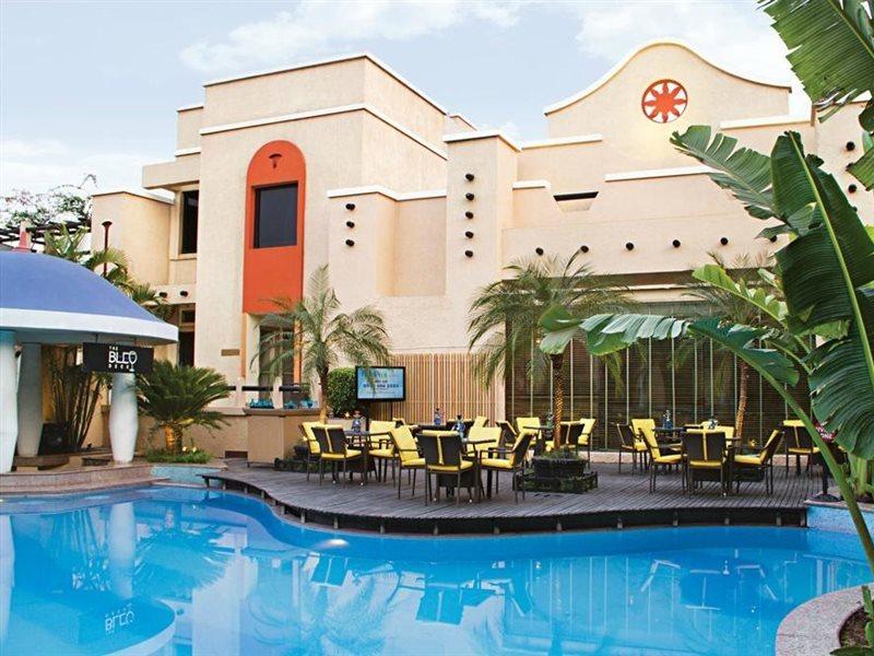 Tivoli Garden Resort Hotel New Delhi Exterior photo